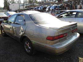 1999 TOYOTA CAMRY LE GRAY 2.2L AT Z16430